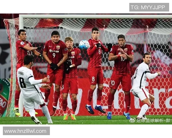 赛后分析：上海足球队与重庆足球队的竞技状态与表现评估