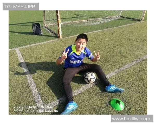 足球明星独特技巧解析与实战演练全攻略