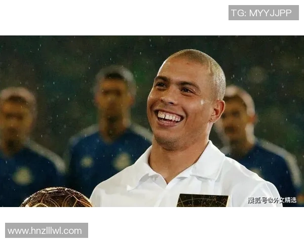 足球明星私生活揭秘与场外趣闻大盘点，谁是最受欢迎的球场外星人