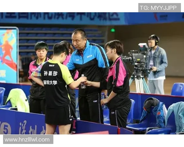 深圳乒乓球队耐力训练的关键因素与提升策略分析 深圳乒乓球队耐力训练的关键因素与提升策略分析